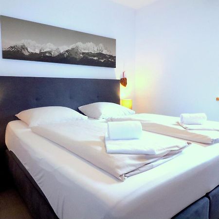 Chaletdorf Am Sonnenhang นอยเคียร์เชน อัม โกรสเวเนดิเกอร์ ภายนอก รูปภาพ