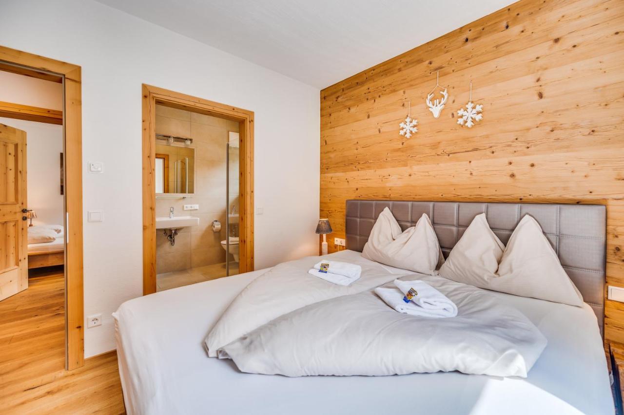 Chaletdorf Am Sonnenhang นอยเคียร์เชน อัม โกรสเวเนดิเกอร์ ภายนอก รูปภาพ