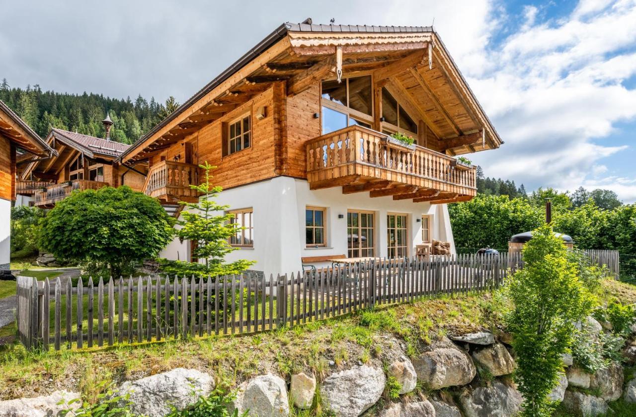 Chaletdorf Am Sonnenhang นอยเคียร์เชน อัม โกรสเวเนดิเกอร์ ภายนอก รูปภาพ