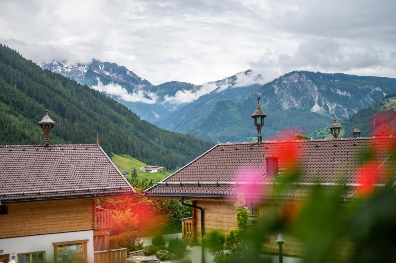 Chaletdorf Am Sonnenhang นอยเคียร์เชน อัม โกรสเวเนดิเกอร์ ภายนอก รูปภาพ